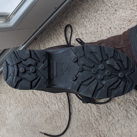 Men's snow boots. Kamik brand. Size 9 - Picture 4 of 9